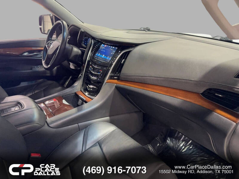2019 Cadillac Escalade Luxury