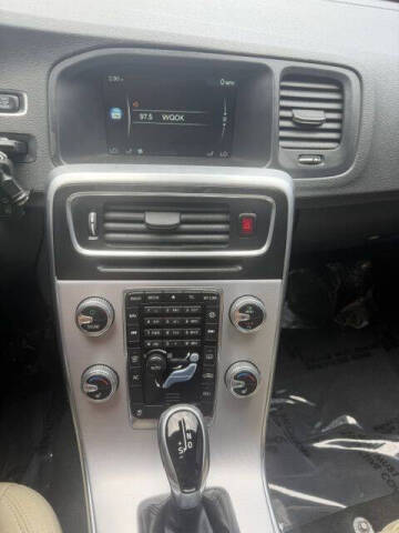 2017 Volvo S60 T5 Dynamic