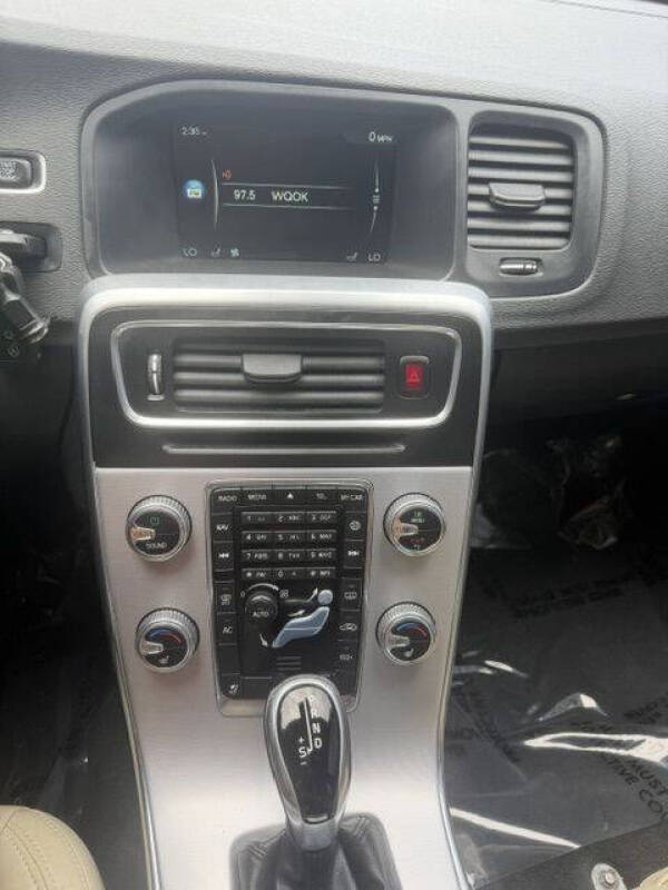 2017 Volvo S60 T5 Dynamic