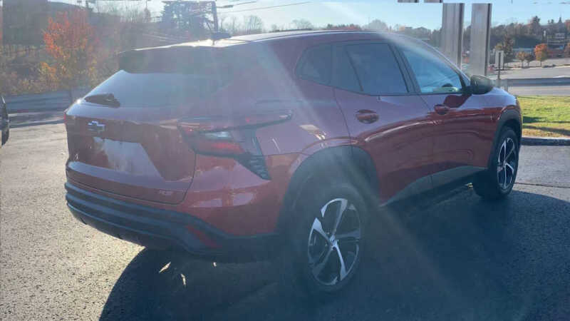 2024 Chevrolet Trax RS