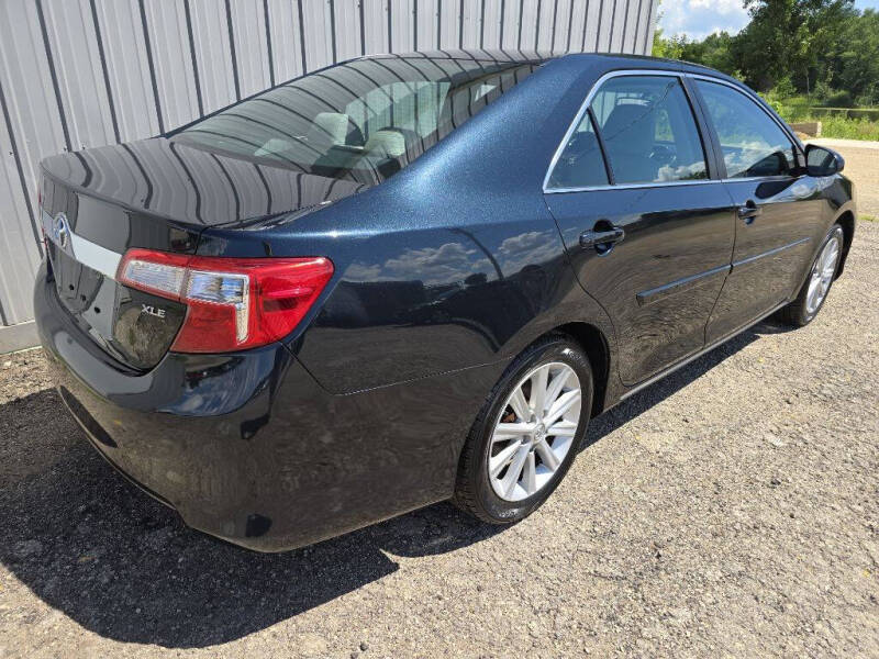 Used 2014 Toyota Camry XLE with VIN 4T4BF1FK1ER371854 for sale in La Crescent, MN