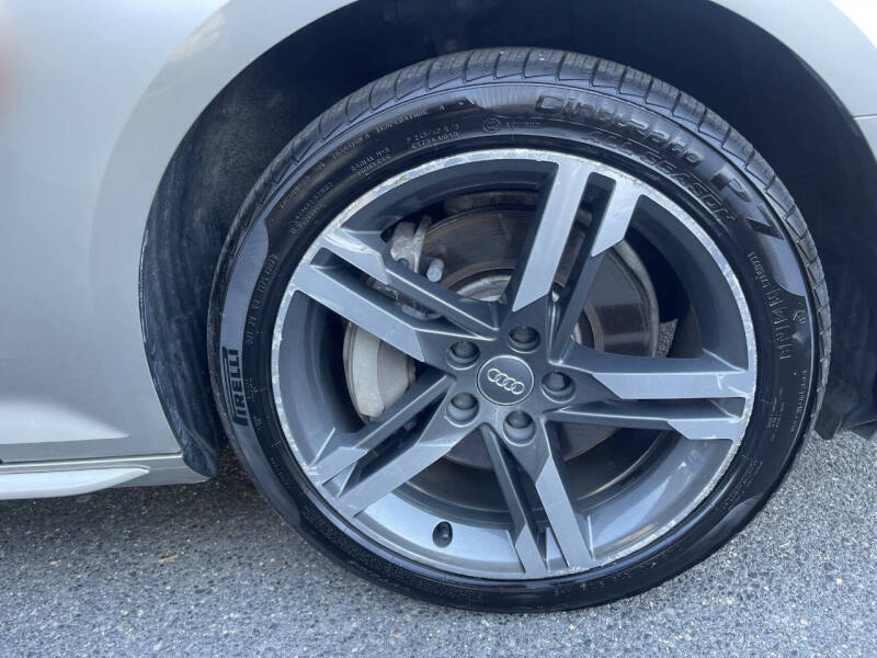 2017 Audi A4 2.0T quattro Premium Plus