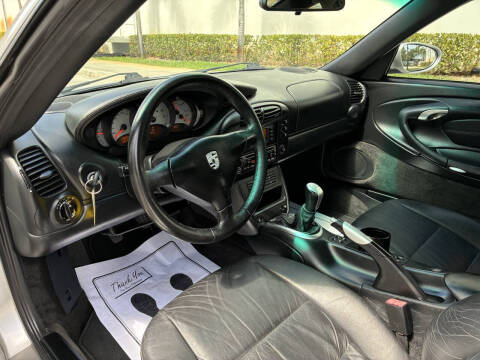 2000 Porsche 911 Carrera