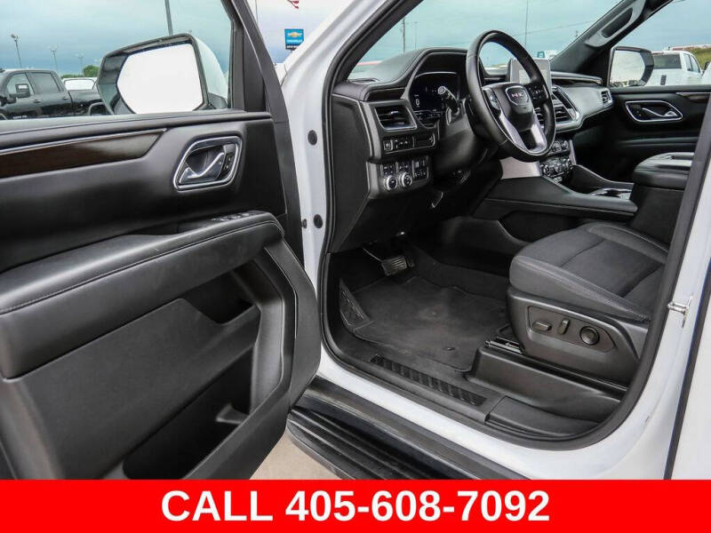 2023 GMC Yukon XL SLE