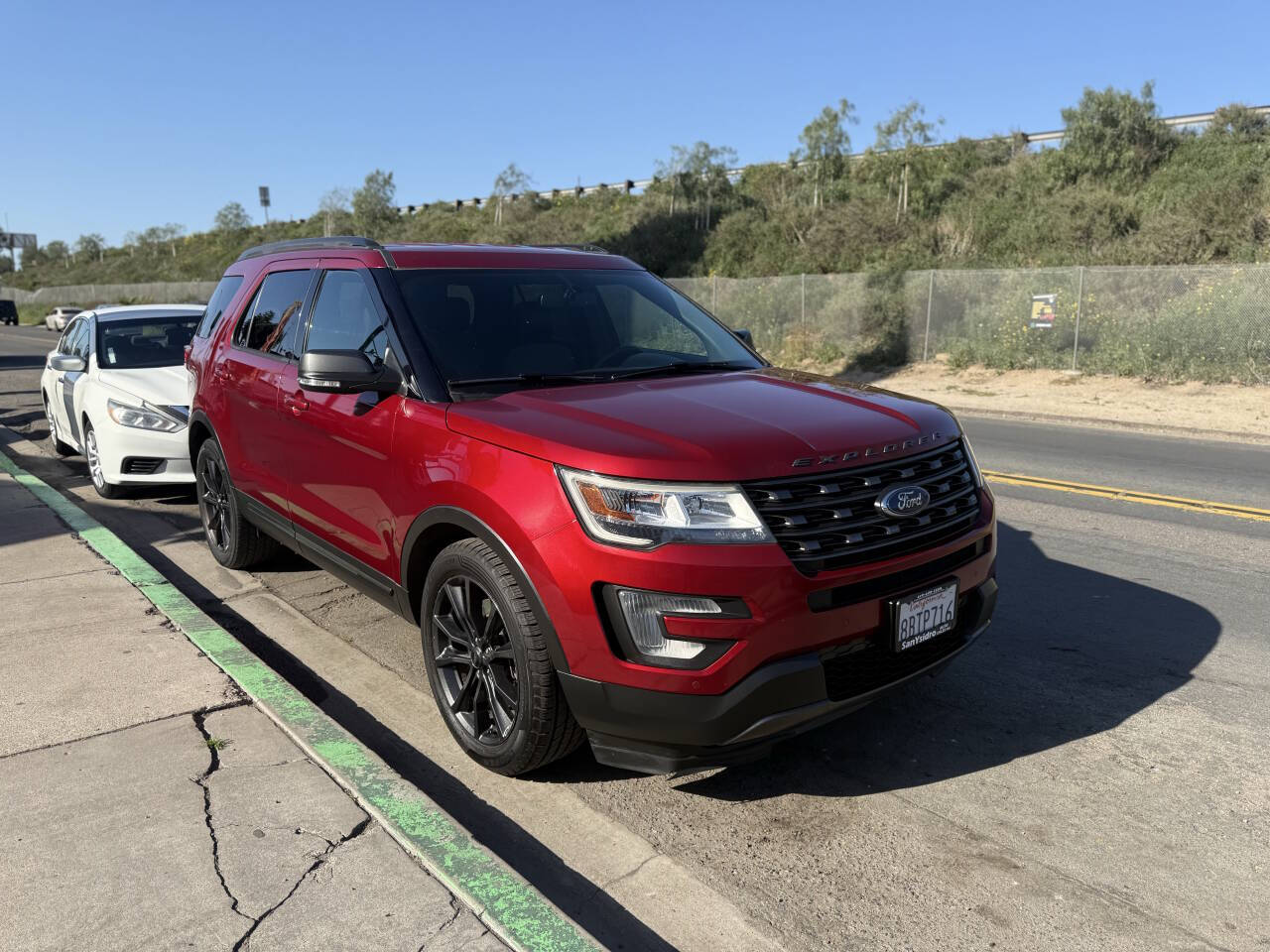 Red 2017 Ford Explorer XLT XLT 4dr SUV 1