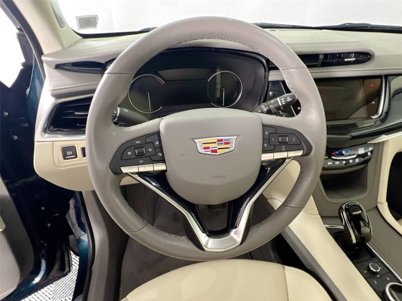 2024 Cadillac XT6 Premium Luxury
