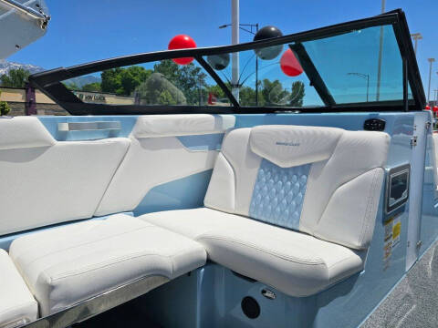 2022 MasterCraft XT24