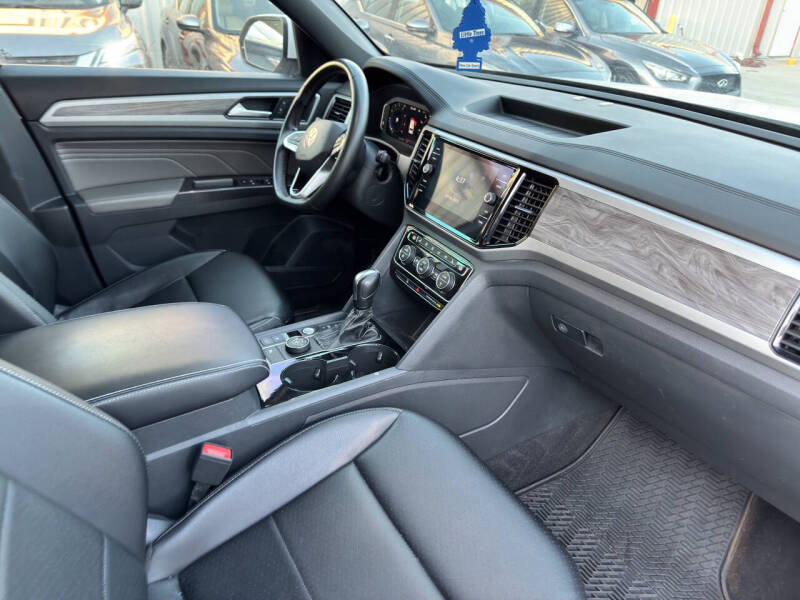 2022 Volkswagen Atlas Cross Sport V6 SE 4Motion