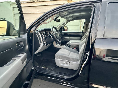 2012 Toyota Tundra Grade