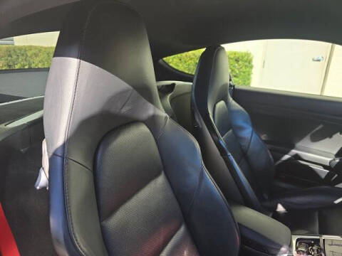 2019 Porsche 718 Cayman