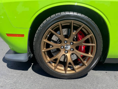 2015 Dodge Challenger SRT 392