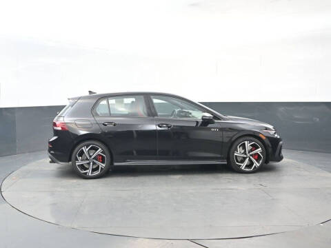 2025 Volkswagen Golf GTI SE