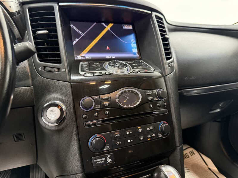 2013 Infiniti FX37