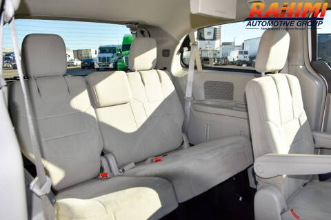 2012 Chrysler Town and Country Touring