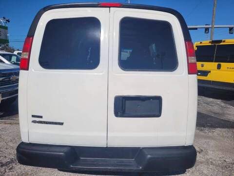 2011 Chevrolet Express 2500