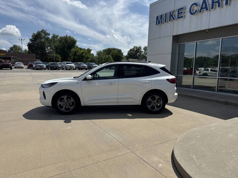 2023 Ford Escape ST-Line Select