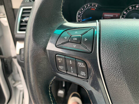 2017 Ford Explorer Platinum