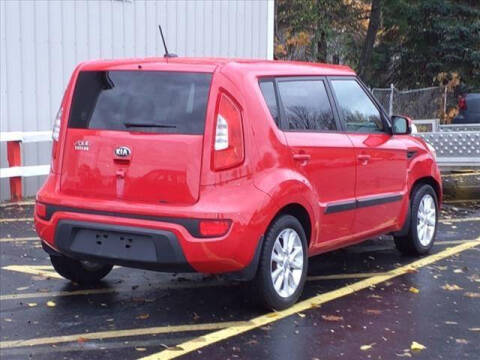 2013 Kia Soul +