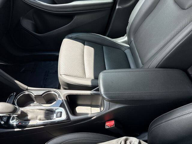 2022 Buick Encore GX Essence