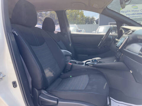 2022 Nissan LEAF SV PLUS