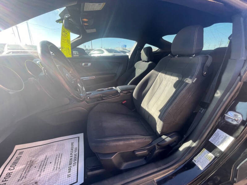 2019 Ford Mustang EcoBoost