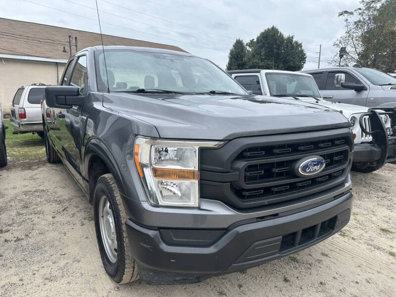 2021 Ford F-150 XL's photo