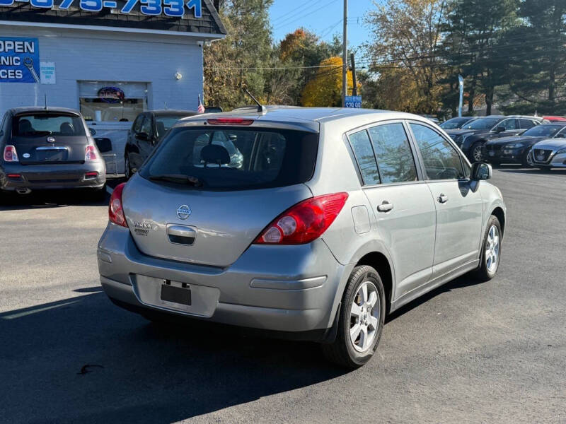 2009 Nissan Versa 1.8 S