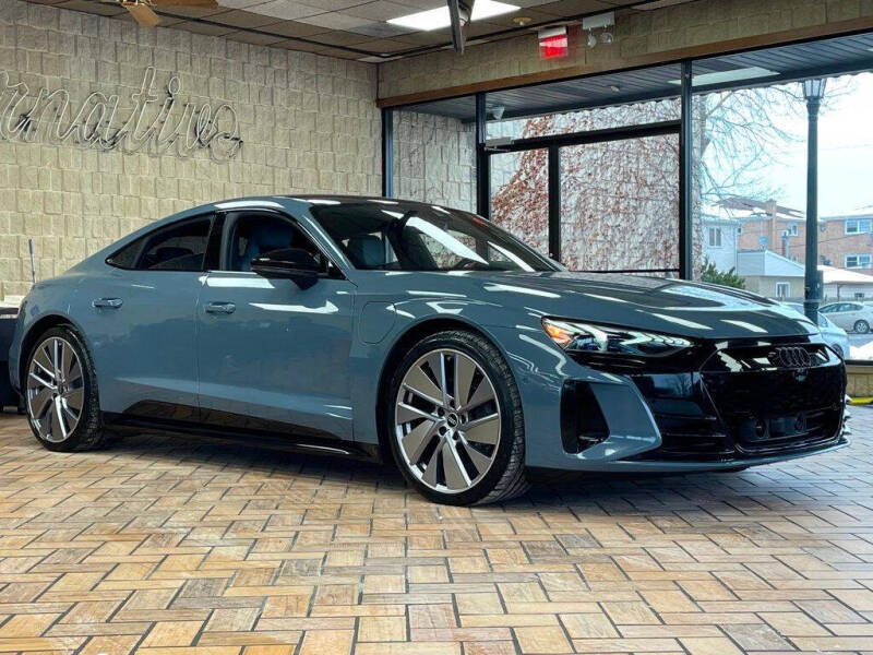 2022 Audi e-tron GT quattro Prestige