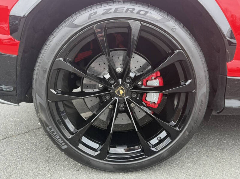 2020 Lamborghini Urus