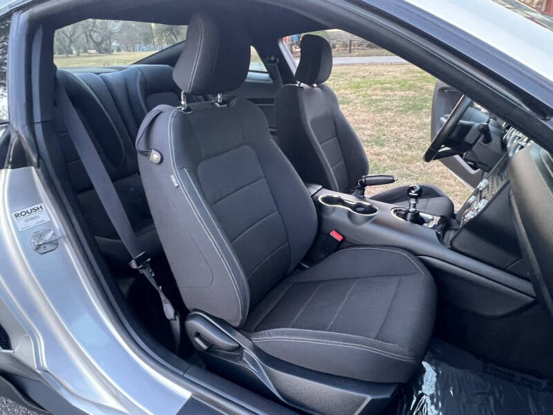 2015 Ford Mustang V6