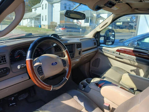 2004 Ford Excursion Eddie Bauer