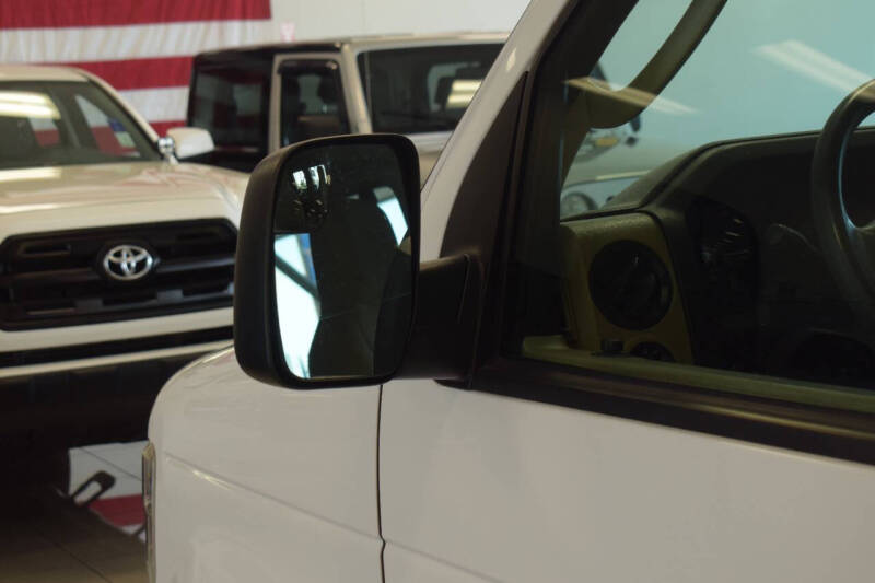 2014 Ford E-Series E-350 SD XLT