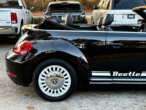 2013 Volkswagen Beetle Convertible 2.5L 50s Edition