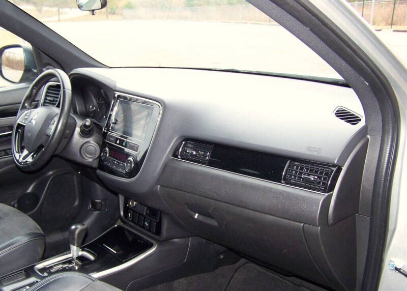 2019 Mitsubishi Outlander