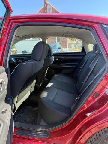 2016 Nissan Altima 2.5 SR