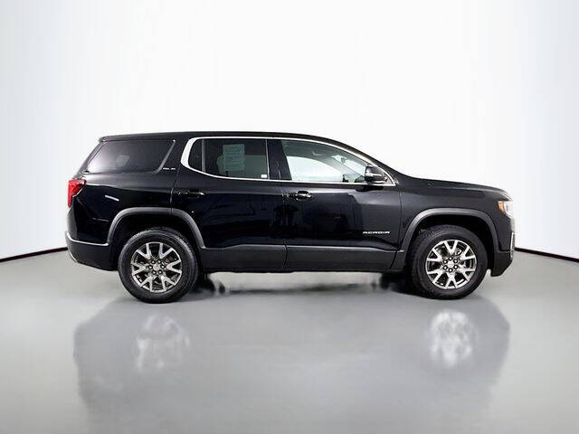 2022 GMC Acadia SLE