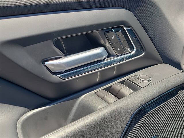 2026 Chevrolet Silverado EV LT