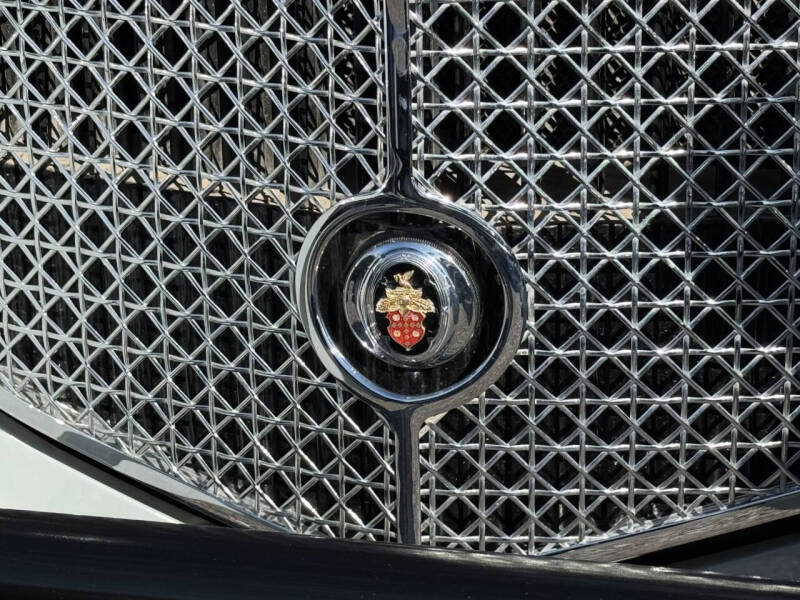 1932 Packard Deluxe 8