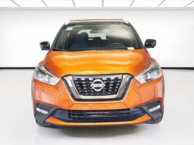 2019 Nissan Kicks SR