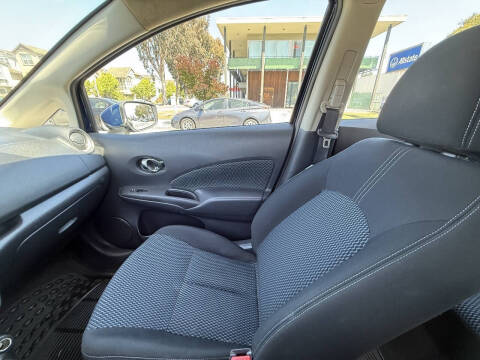 2017 Nissan Versa Note SL