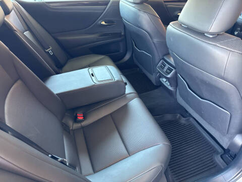 2020 Lexus ES 350