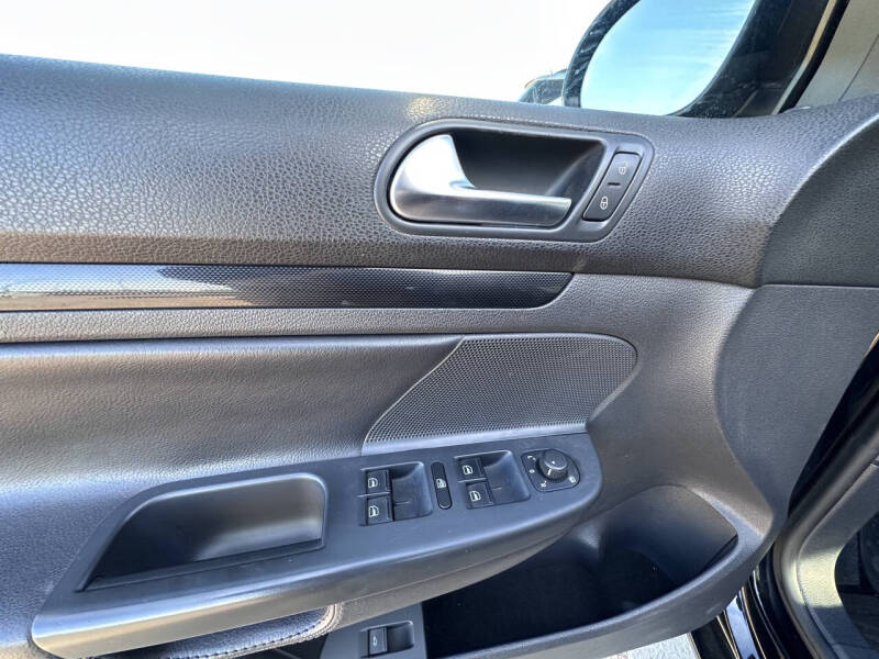 2011 Volkswagen Jetta SportWagen TDI