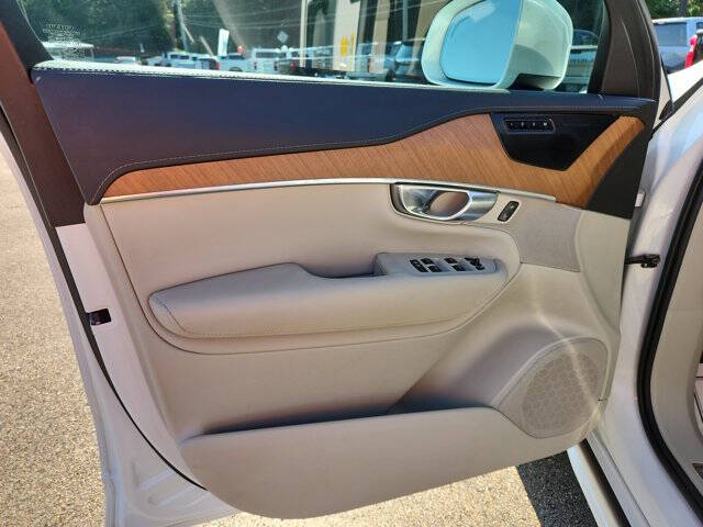 2020 Volvo XC90 T6 Inscription 6-Passenger