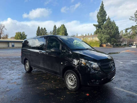 2017 Mercedes-Benz Metris Passenger