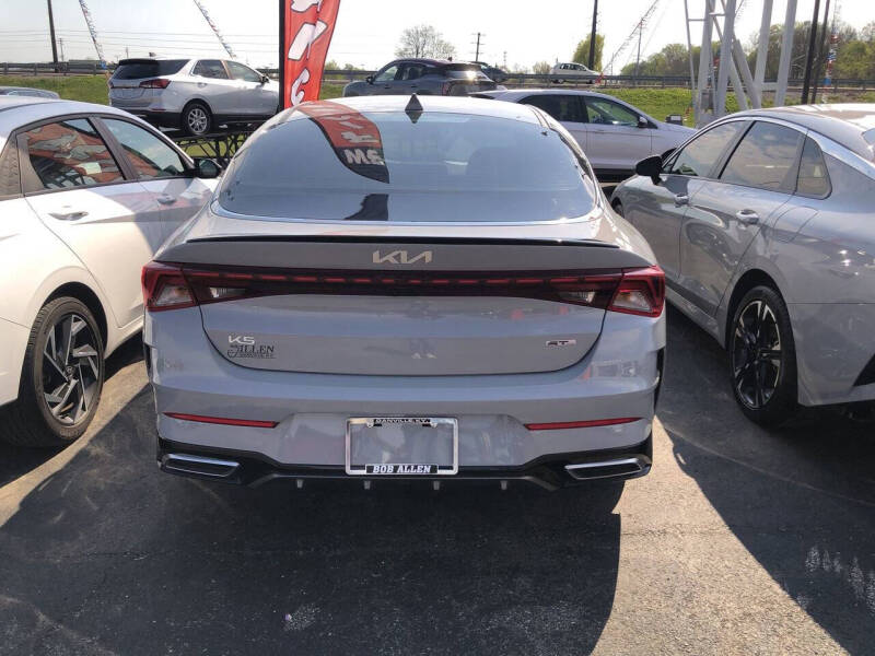 2023 Kia K5