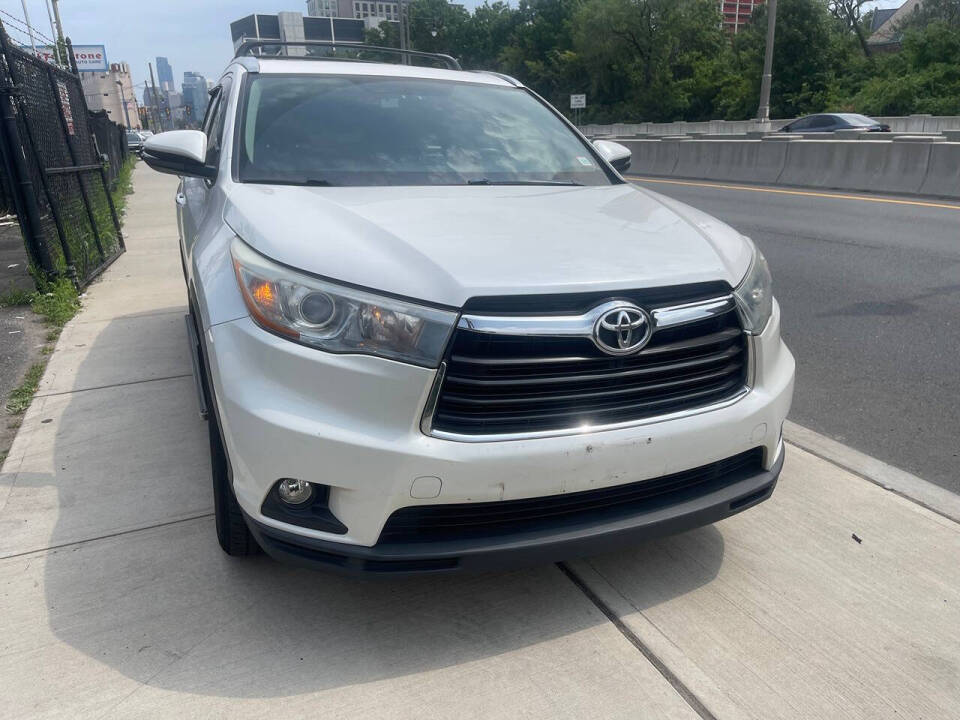 2015 Toyota Highlander for sale at Q Cars Auto in Jersey City, NJ