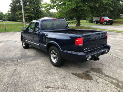 2001 Chevrolet S-10 for sale at Greg Faulk Auto Sales Llc in Conway SC