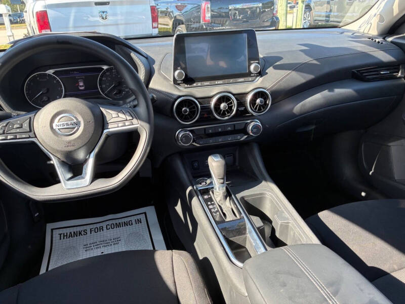 2025 Nissan Sentra SV