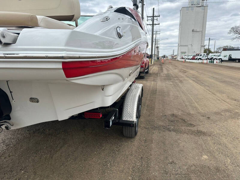 2013 Crownline E260 XS