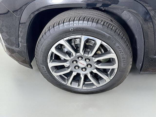 2022 GMC Acadia Denali